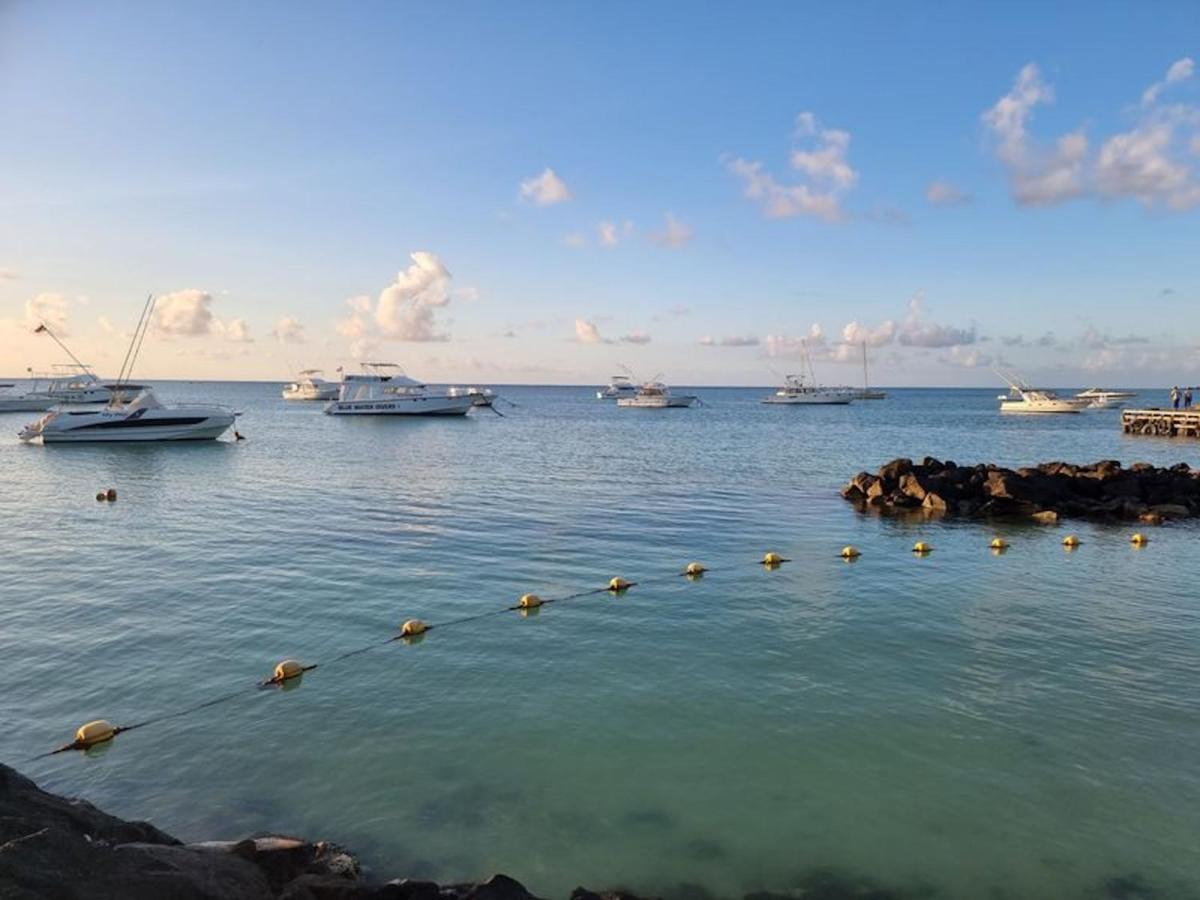 Holiday Rentals Mauritius Pointe aux Canonniers Exterior photo